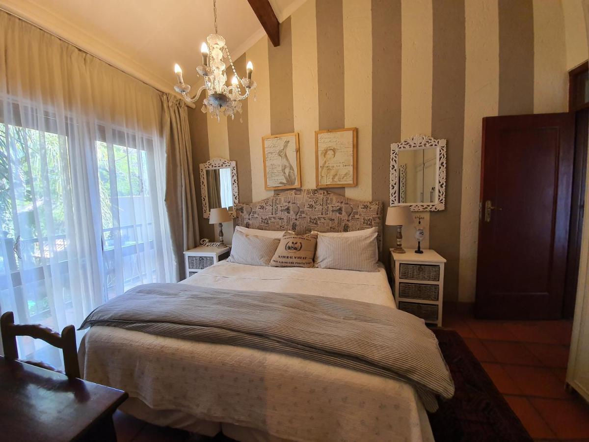 Waterhouse Guest Lodge - Indus Street Претория Екстериор снимка