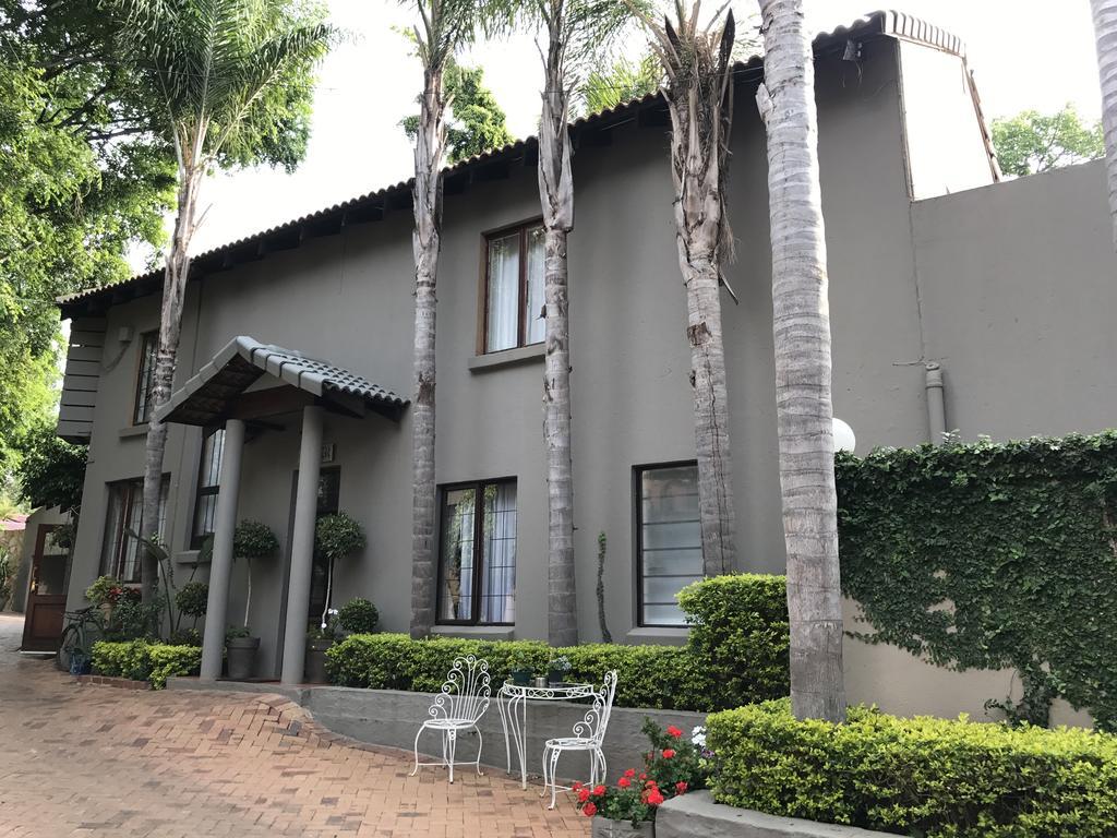Waterhouse Guest Lodge - Indus Street Претория Екстериор снимка